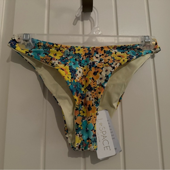 L*space Cabana Bottom Bitsy Bikini Bottom NWT - Picture 3 of 3